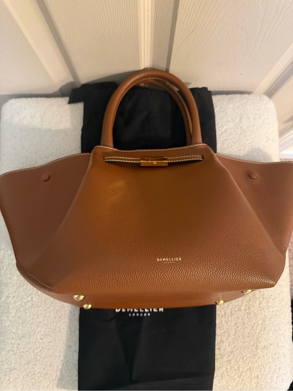 DeMellier Midi New York Tan Leather Tote Bag with Gold Hardware - Picture 2 of 11
